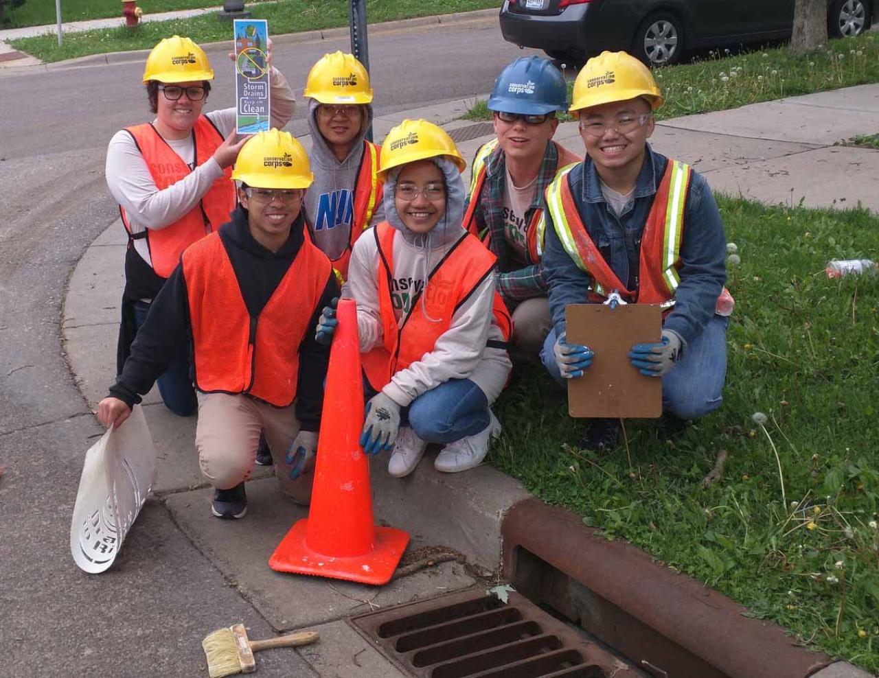 Stenciling drains for the Mississippi River! Stenciling drains for the Mississippi River!