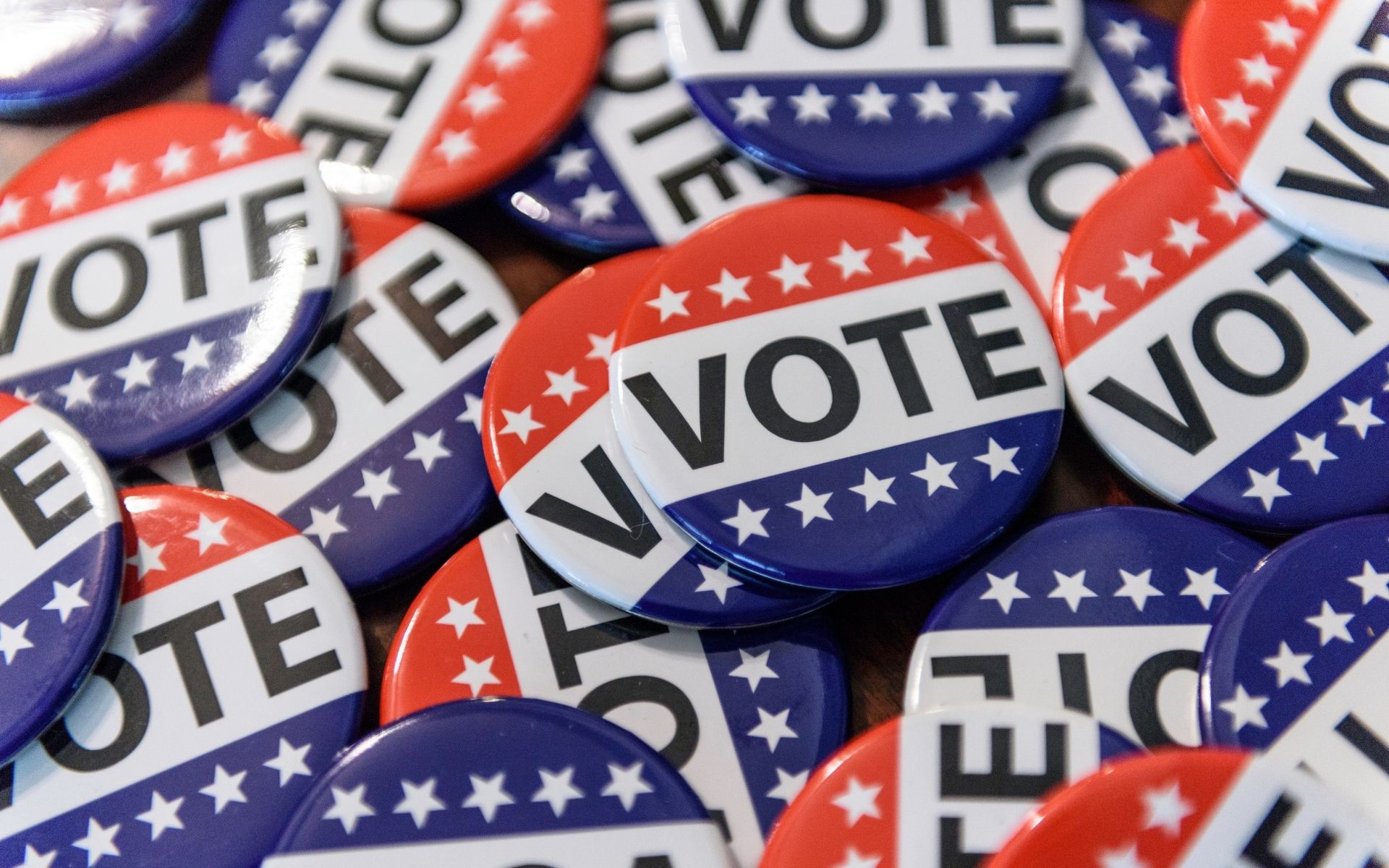 Buttons that say VOTE VOTE VOTE