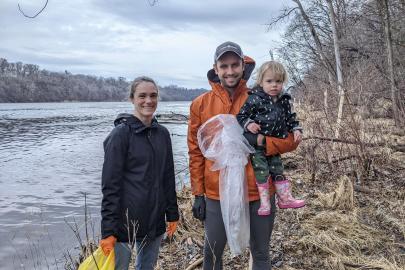 A family of volunteers at the 2022 Earth Day cleanup