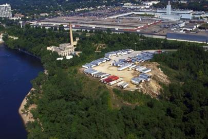 The massive Ford site along the Mississippi River in St. Paul. Photo used with the permission of the Metropolitan Design Center. ©Regents of the University of Minnesota
