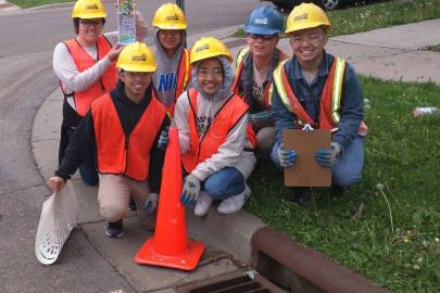 Stenciling drains for the Mississippi River!