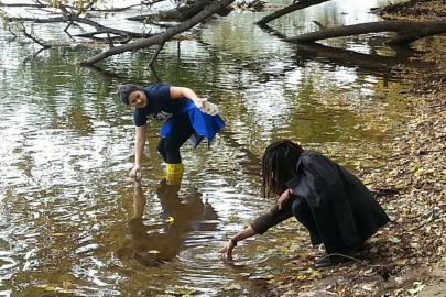river clean up volunteers