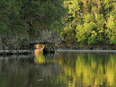 Robinson's Rocks on the river Robinson's Rocks on the river