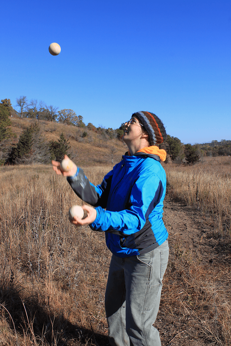 Kate juggling