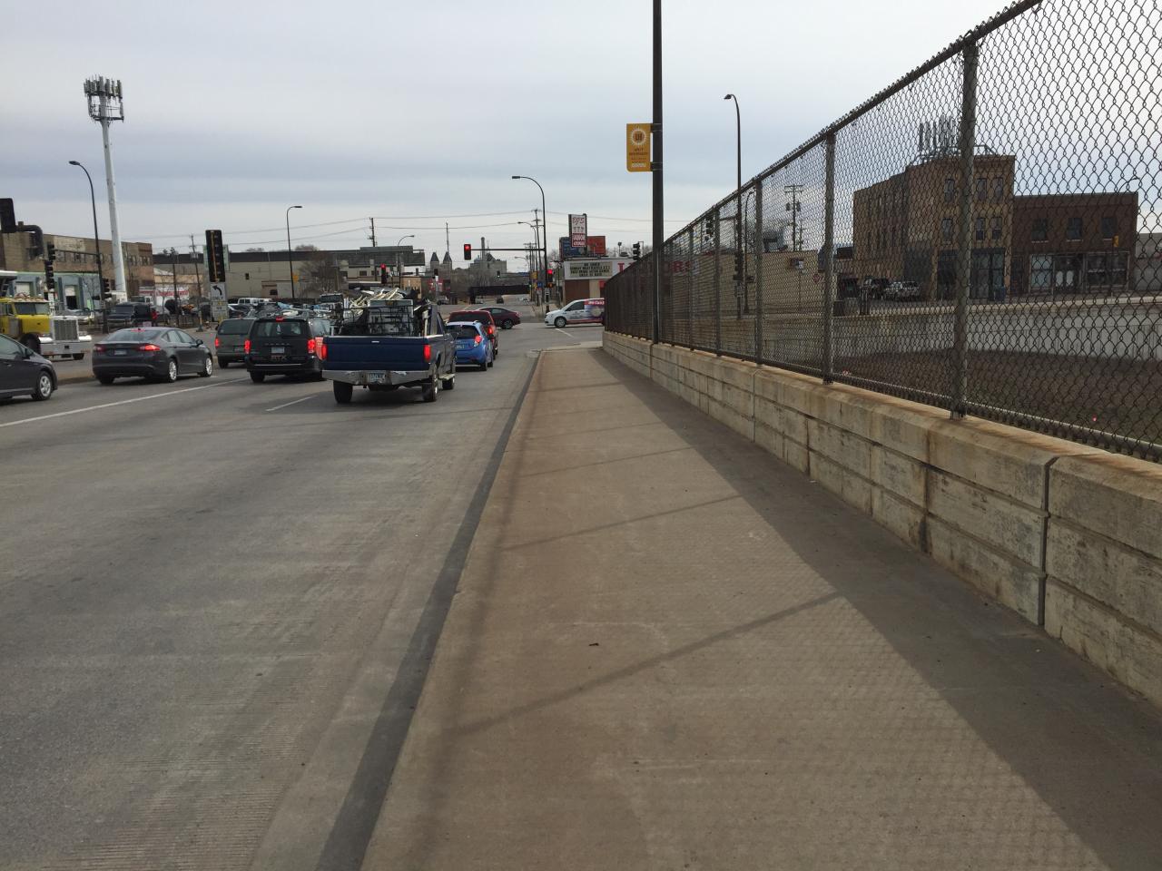 Bike and pedestrian conditions on the West Broadway I-94 bridge Bike and pedestrian conditions on the West Broadway I-94 bridge