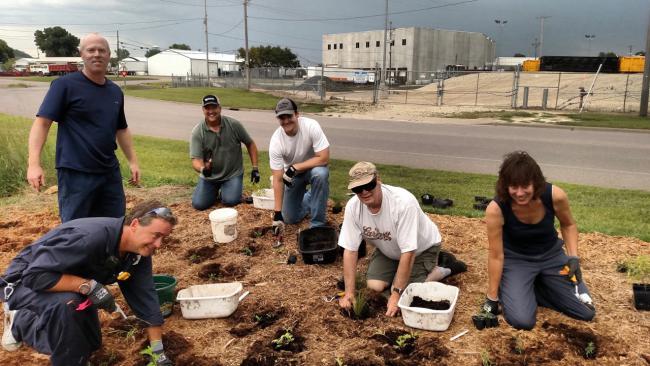 Volunteers at prairie planting